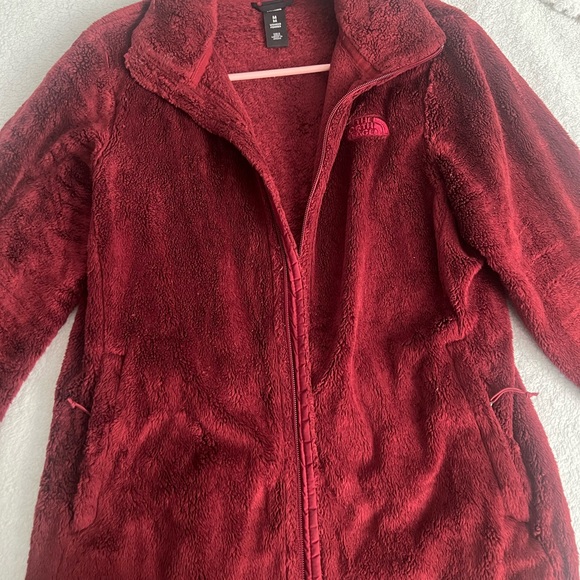 The North Face Women's Plush Red Teddy Jacket - Picture 2 of 6